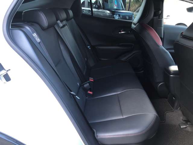 トヨタ プリウス ２．０ Ｚ R5年 (関東) 99