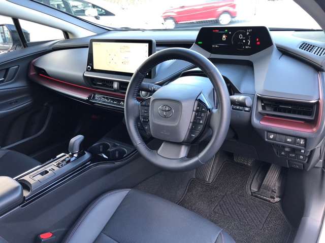 トヨタ プリウス ２．０ Ｚ R5年 (関東) 99