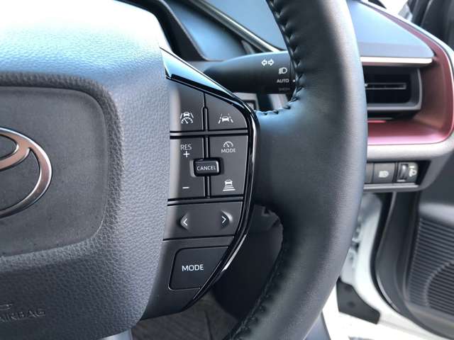 トヨタ プリウス ２．０ Ｚ R5年 (関東) 99