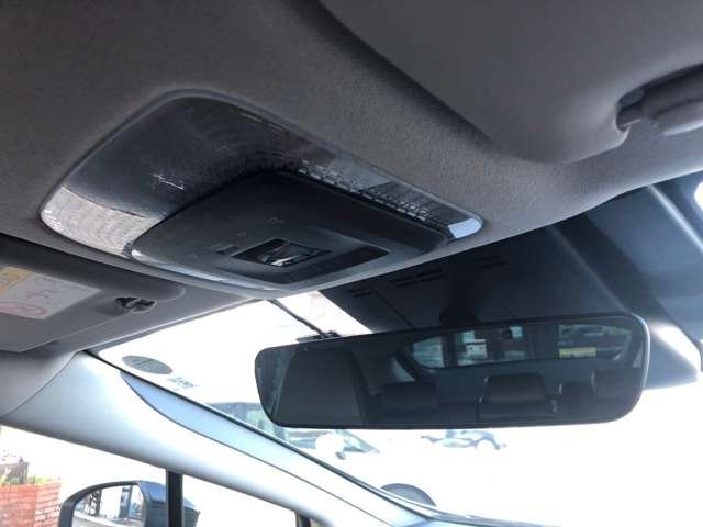 トヨタ プリウス ２．０ Ｚ R5年 (関東) 99