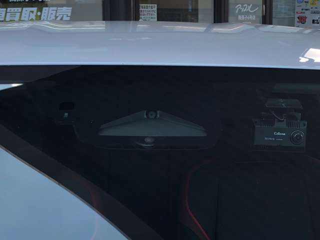 トヨタ プリウス ２．０ Ｚ R5年 (関東) 99