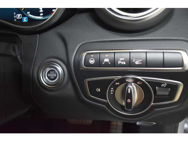 メルセデスベンツ Ｃクラスカブリオレ Ｃ１８０ スポーツ レザーエクスクルーシブパッケージ R1年 (関東) 99