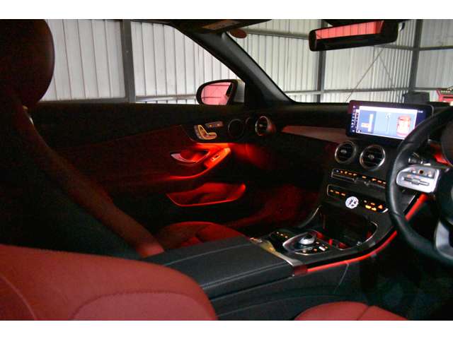 メルセデスベンツ Ｃクラスカブリオレ Ｃ１８０ スポーツ レザーエクスクルーシブパッケージ R1年 (関東) 99