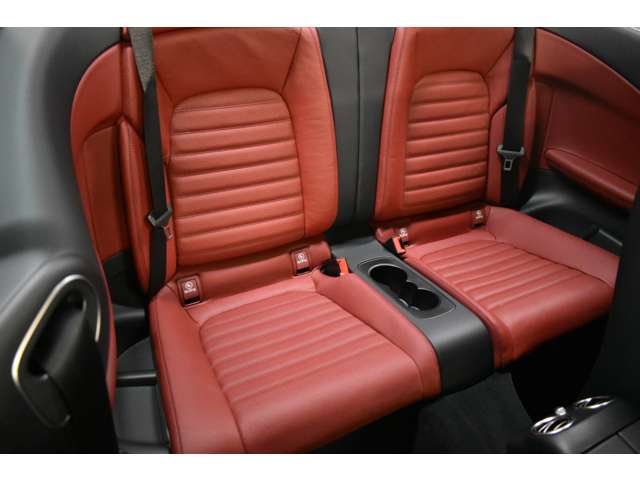 メルセデスベンツ Ｃクラスカブリオレ Ｃ１８０ スポーツ レザーエクスクルーシブパッケージ R1年 (関東) 99