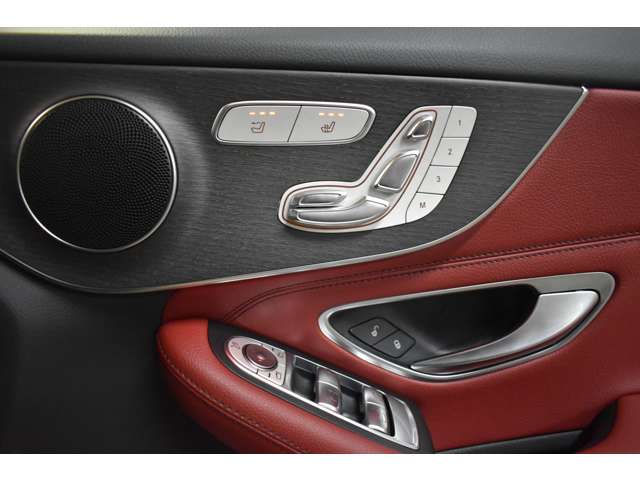 メルセデスベンツ Ｃクラスカブリオレ Ｃ１８０ スポーツ レザーエクスクルーシブパッケージ R1年 (関東) 99