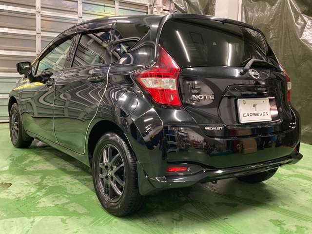 日産 ノート １．２ メダリスト Ｘ ＦＯＵＲ ブラックアロー ４ＷＤ H30年 (北海道) 99