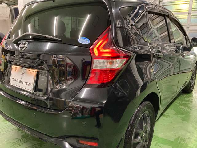 日産 ノート １．２ メダリスト Ｘ ＦＯＵＲ ブラックアロー ４ＷＤ H30年 (北海道) 99