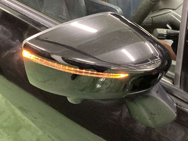 日産 ノート １．２ メダリスト Ｘ ＦＯＵＲ ブラックアロー ４ＷＤ H30年 (北海道) 99