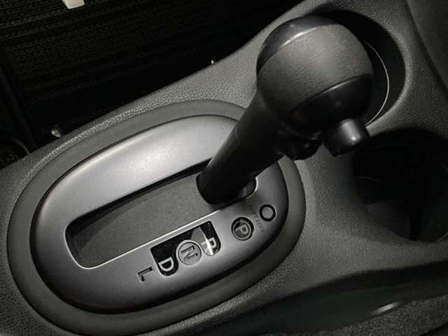 日産 ノート １．２ メダリスト Ｘ ＦＯＵＲ ブラックアロー ４ＷＤ H30年 (北海道) 99