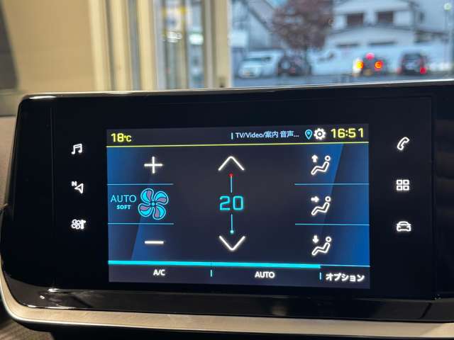 プジョー ｅ−２００８ ＧＴ R5年 (中国) 99