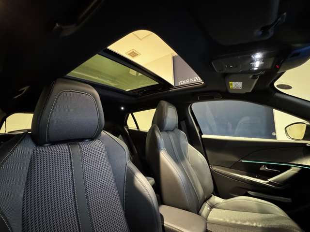 プジョー ｅ−２００８ ＧＴ R5年 (中国) 99