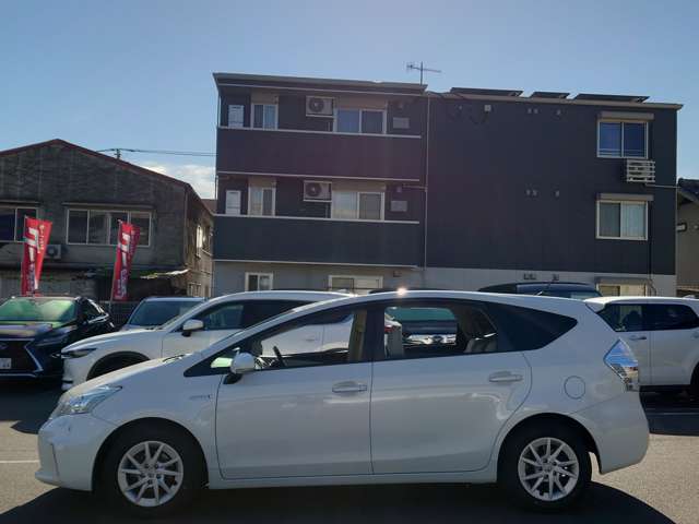 トヨタ プリウスΑ １．８ Ｇ H24年 (中国) 99