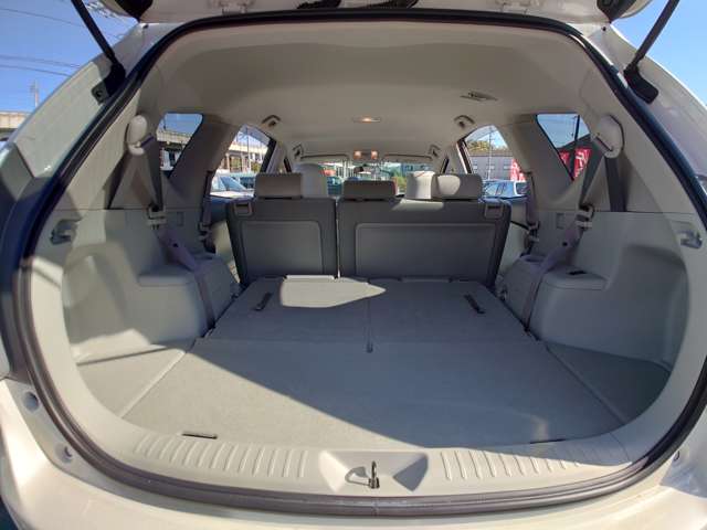 トヨタ プリウスΑ １．８ Ｇ H24年 (中国) 99