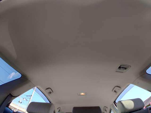 トヨタ プリウスΑ １．８ Ｇ H24年 (中国) 99