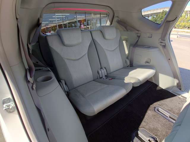 トヨタ プリウスΑ １．８ Ｇ H24年 (中国) 99