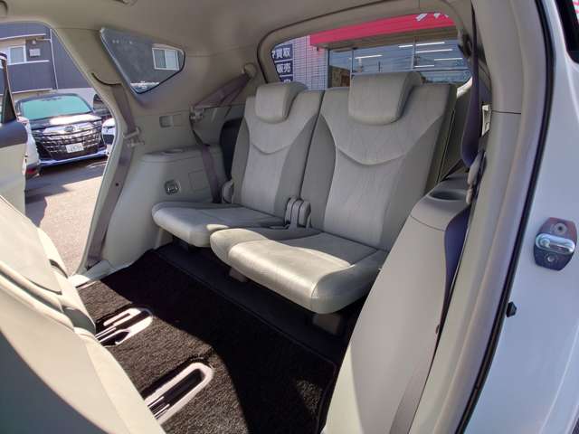 トヨタ プリウスΑ １．８ Ｇ H24年 (中国) 99