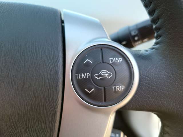 トヨタ プリウスΑ １．８ Ｇ H24年 (中国) 99