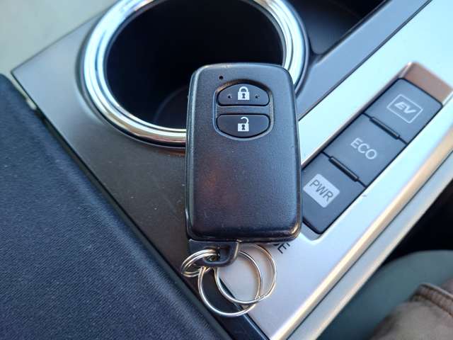 トヨタ プリウスΑ １．８ Ｇ H24年 (中国) 99