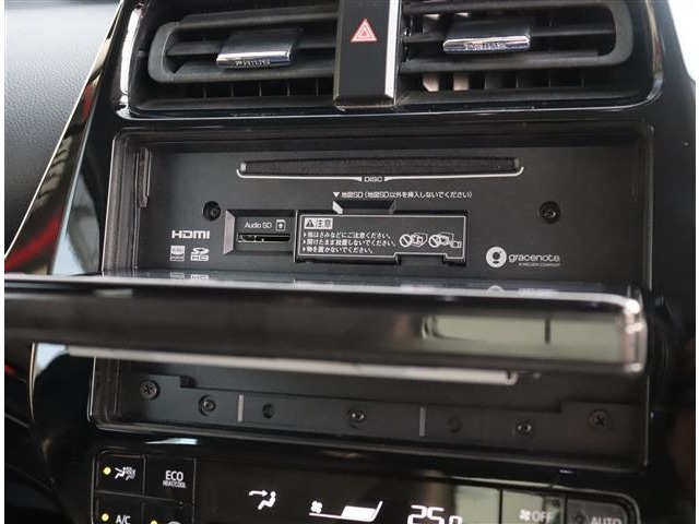 トヨタ プリウス １．８ Ｓ ツーリングセレクション R1年 (関東) 99