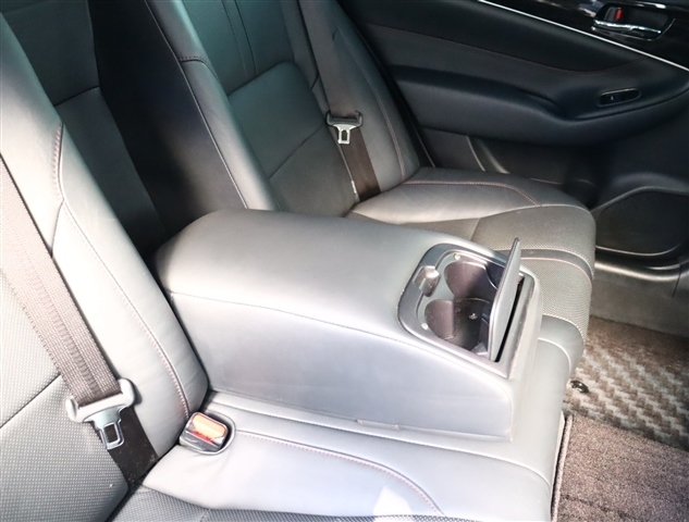 トヨタ クラウンアスリート ２．０ Ｇ－Ｔ H28年 (関東) 99