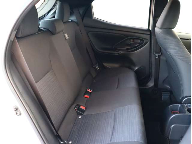 トヨタ ヤリス １．５ ハイブリッド Ｚ R2年 (関東) 99