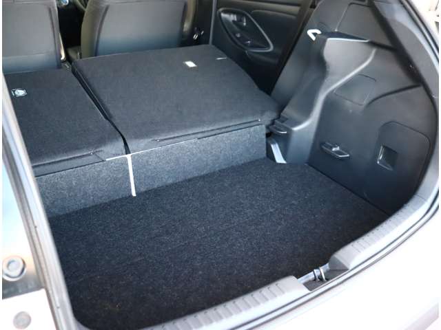 トヨタ ヤリス １．５ ハイブリッド Ｚ R2年 (関東) 99