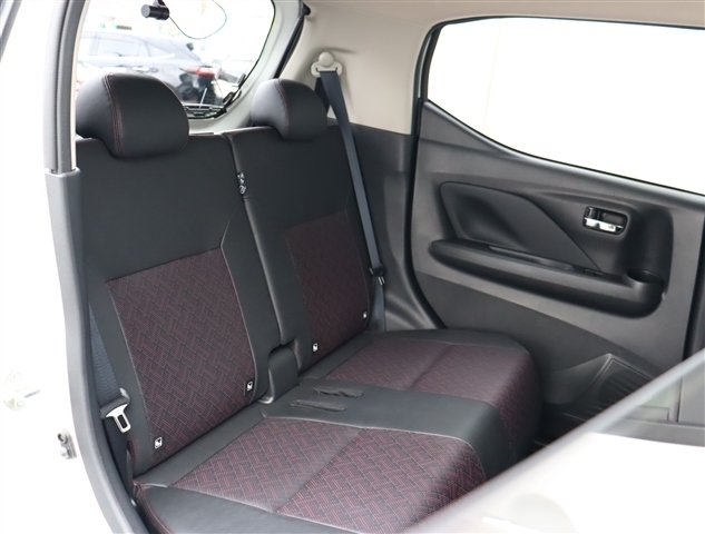 日産 デイズ ６６０ ハイウェイスターＧターボ R5年 (関東) 99