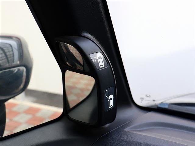 ホンダ Ｎ　ＢＯＸ ６６０ Ｇ Ｌパッケージ H28年 (関東) 99