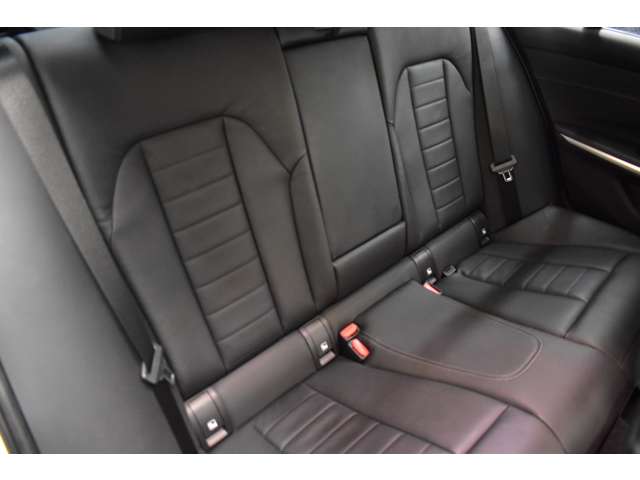 ＢＭＷ ３シリーズ ３３０ｉ　Ｍスポーツ R1年 (関東) 99