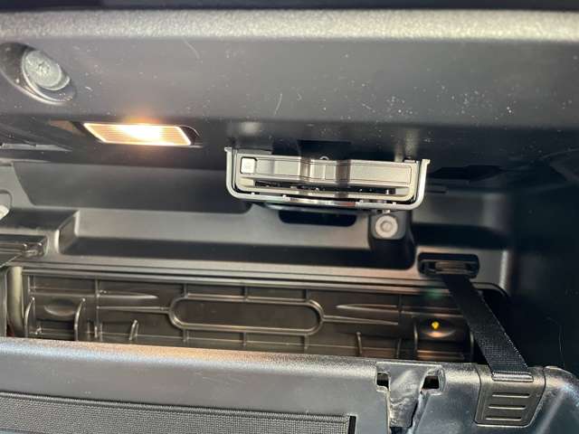 ボルボ ＸＣ４０ プラス Ｂ４ ＡＷＤ ４ＷＤ R6年 (東北) 99