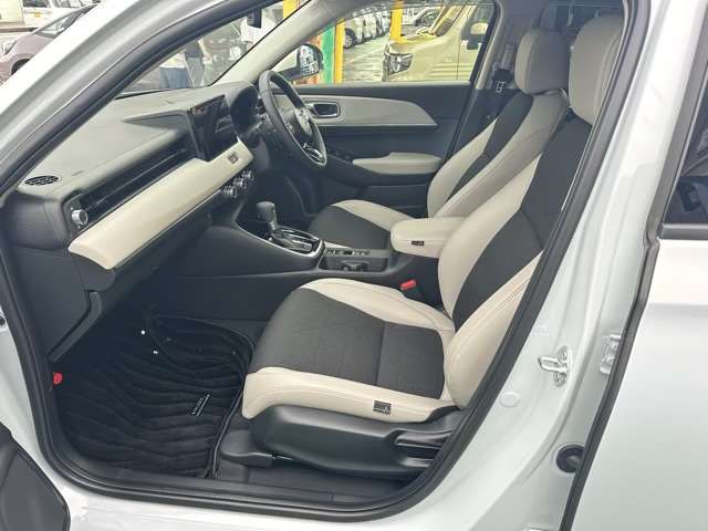 ホンダ ヴェゼル １．５ Ｅ：ＨＥＶ Ｚ R5年 (東海) 99