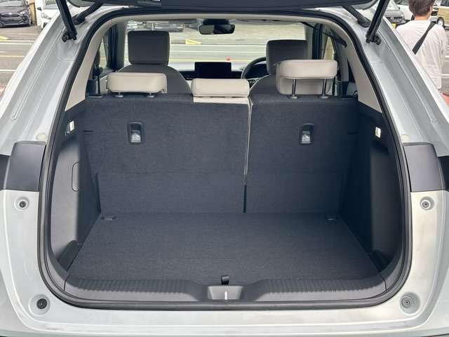 ホンダ ヴェゼル １．５ Ｅ：ＨＥＶ Ｚ R5年 (東海) 99