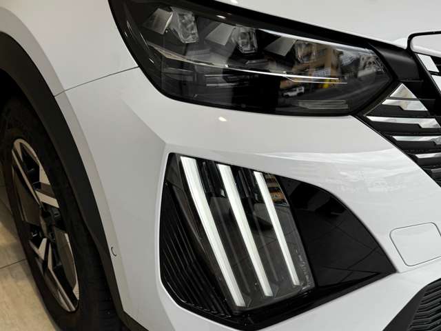 プジョー ＳＵＶ ２００８ ＧＴ R6年 (中国) 99