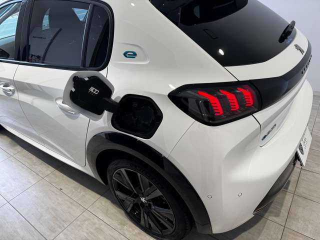 プジョー ｅ−２０８ ＧＴ R5年 (中国) 99