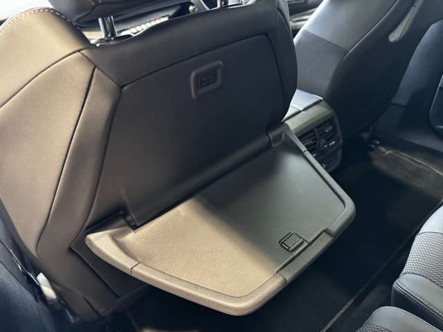 プジョー ５００８ ＧＴ R6年 (中国) 99