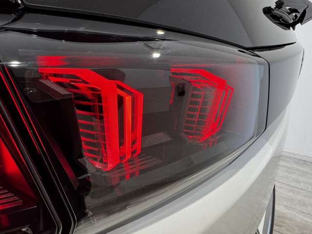 プジョー ５００８ ＧＴ R6年 (中国) 99