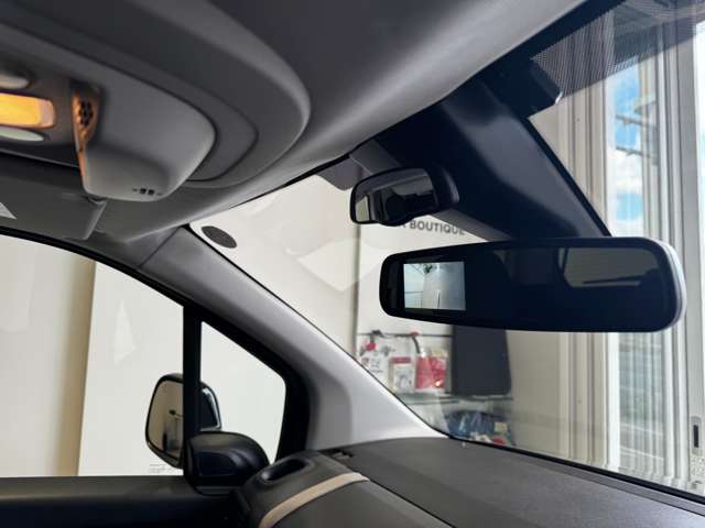 シトロエン ベルランゴ シャイン ディーゼルターボ R3年 (中国) 99