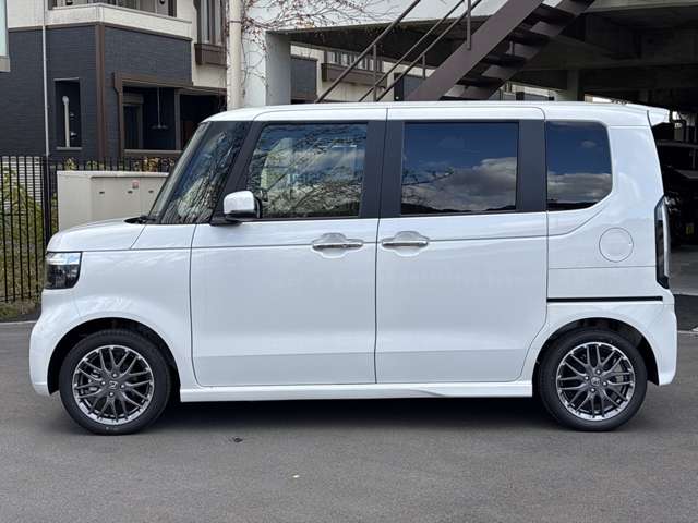 ホンダ Ｎ　ＢＯＸ カスタム ６６０ ターボ R6年 (近畿) 99