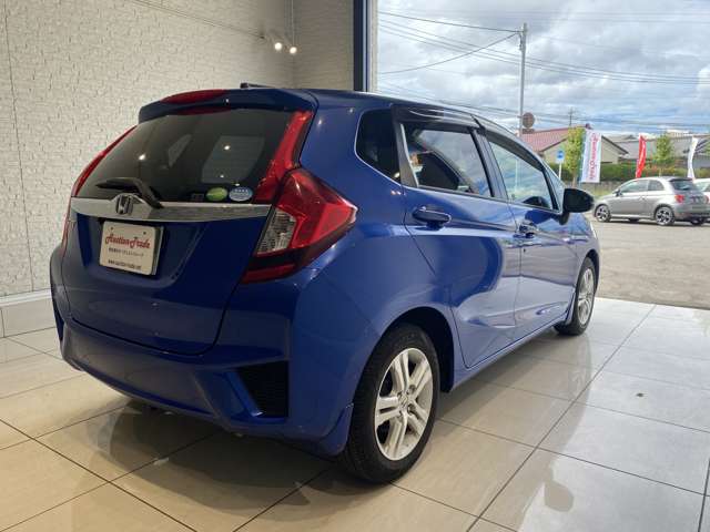 ホンダ フィット １．３ １３Ｇ Ｆパッケージ H25年 (九州・沖縄) 99
