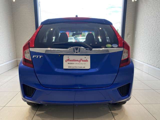 ホンダ フィット １．３ １３Ｇ Ｆパッケージ H25年 (九州・沖縄) 99