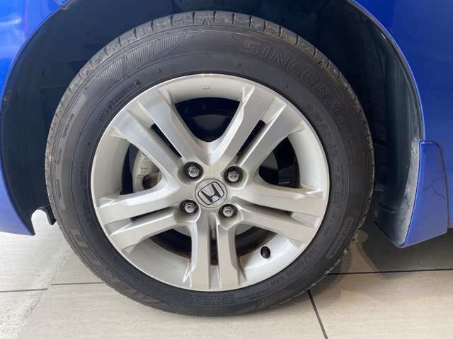 ホンダ フィット １．３ １３Ｇ Ｆパッケージ H25年 (九州・沖縄) 99