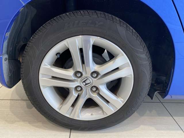 ホンダ フィット １．３ １３Ｇ Ｆパッケージ H25年 (九州・沖縄) 99