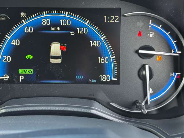 トヨタ ヴォクシー １．８ ハイブリッド Ｓ－Ｚ R7年 (九州・沖縄) 99