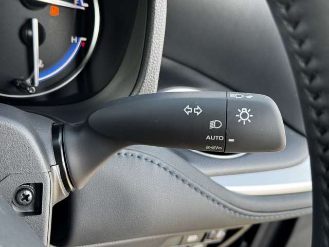 トヨタ ヴォクシー １．８ ハイブリッド Ｓ－Ｚ R7年 (九州・沖縄) 99