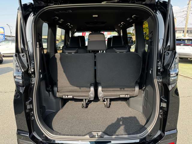 トヨタ ヴォクシー １．８ ハイブリッド Ｓ－Ｚ R7年 (九州・沖縄) 99