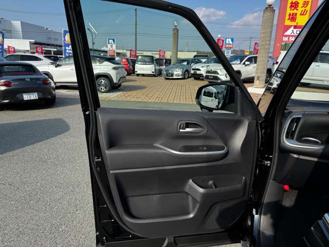 トヨタ ヴォクシー １．８ ハイブリッド Ｓ－Ｚ R7年 (九州・沖縄) 99