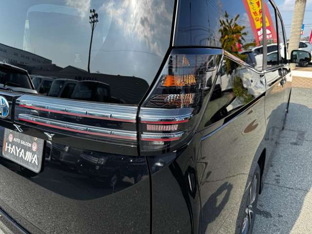 トヨタ ヴォクシー １．８ ハイブリッド Ｓ－Ｚ R7年 (九州・沖縄) 99