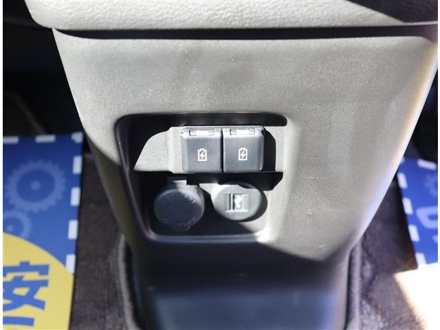 スズキ スペーシア ６６０ ギア マイ スタイル R4年 (関東) 99