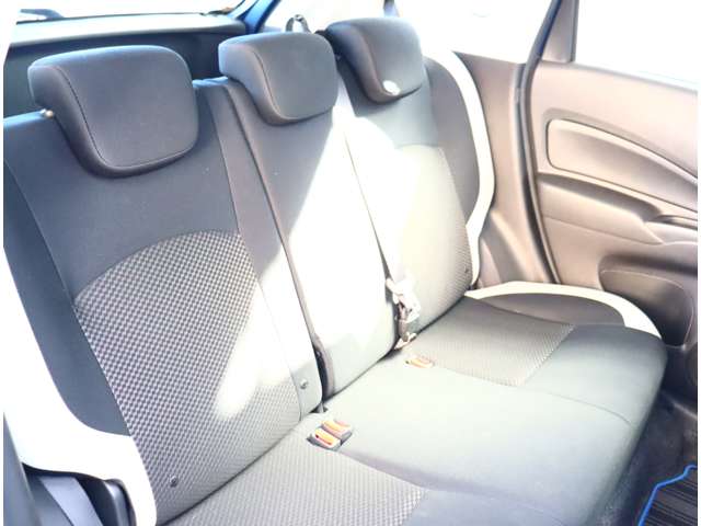 日産 ノート １．２ Ｅ－ＰＯＷＥＲ Ｘ R2年 (関東) 99