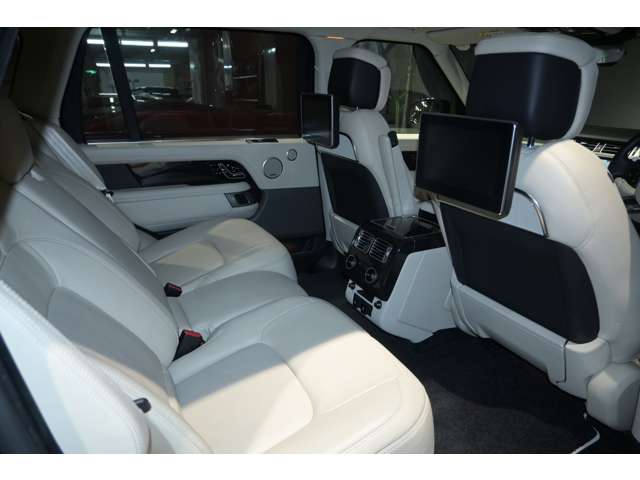 ランドローバー レンジローバー オートバイオグラフィ ロングホイールベース ４ＷＤ H30年 (関東) 99